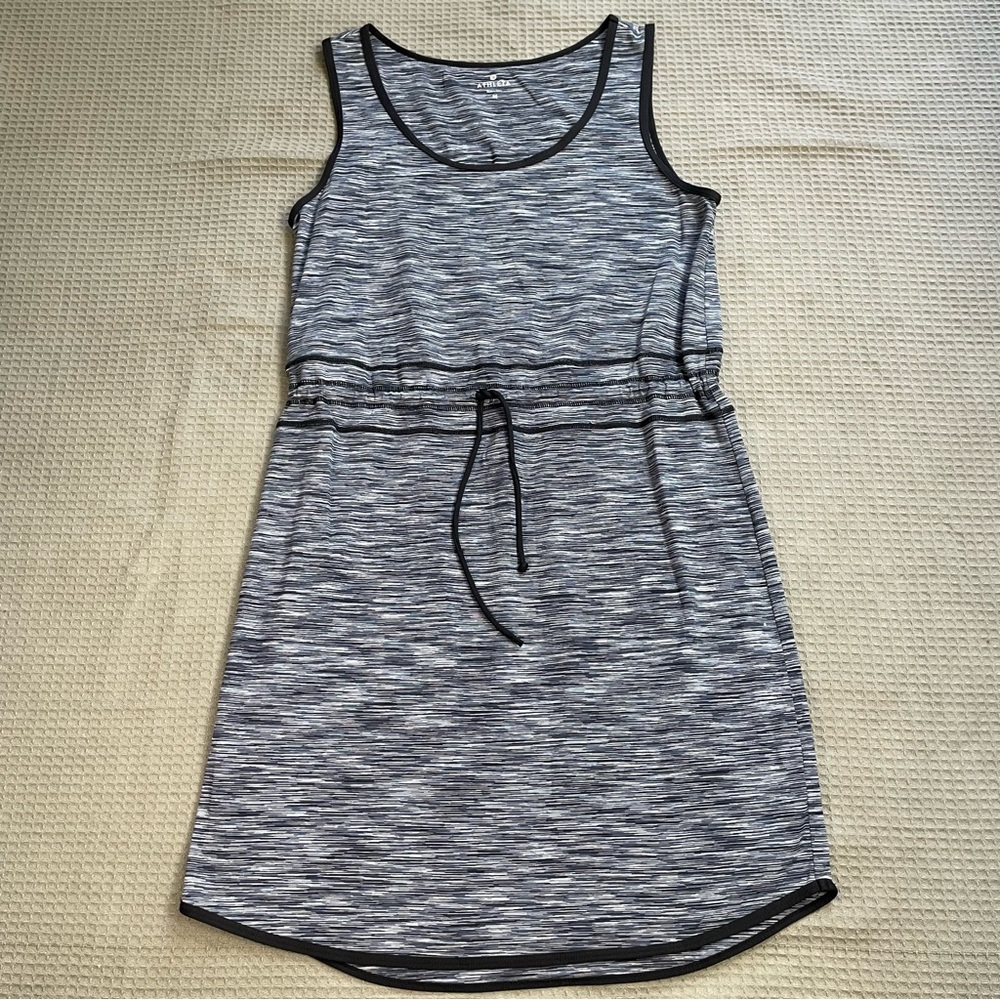 Athleta Paddle Out Dress‎ Medium Womens Space Dye Drawstring Athletic